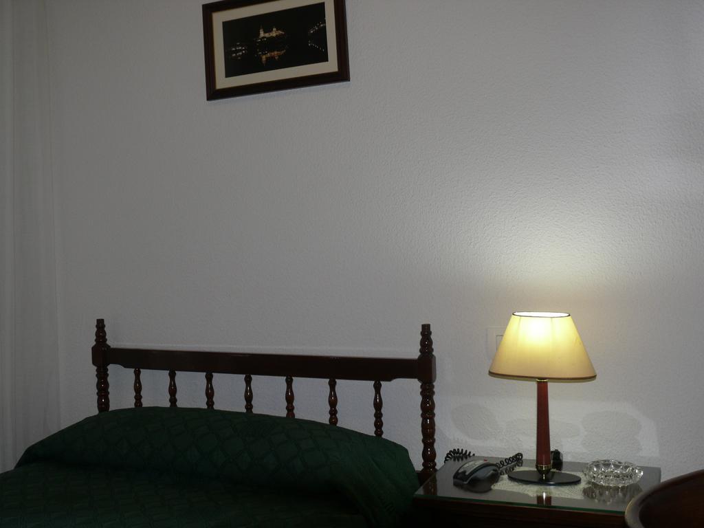 Hostal Navasfrias Salamanca Szoba fotó